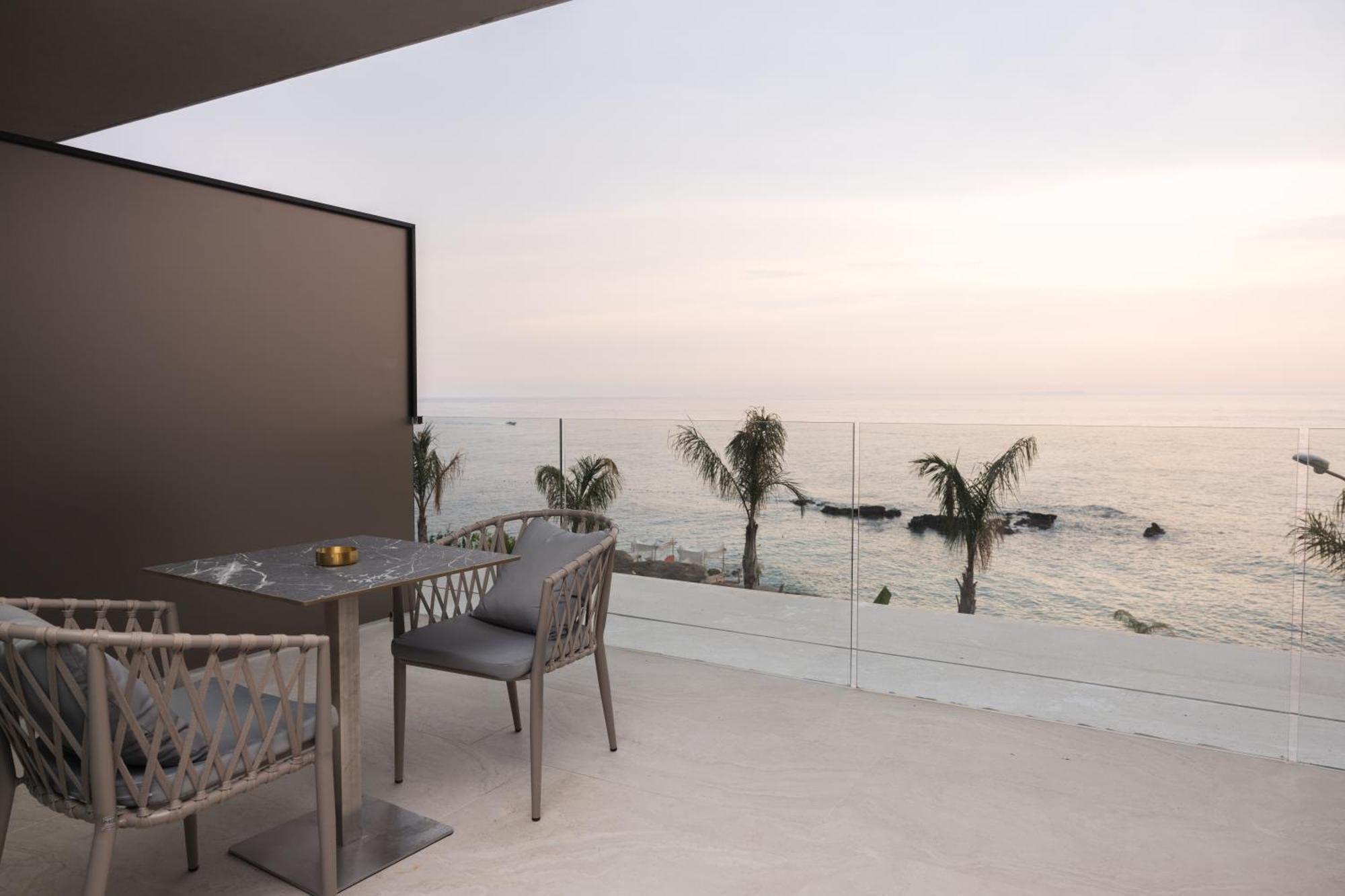 Beyond A Luxury Boutique Hotel Dhermi Bagian luar foto
